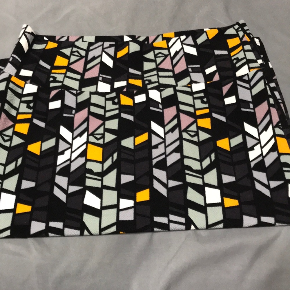 Lularoe Cassie skirt